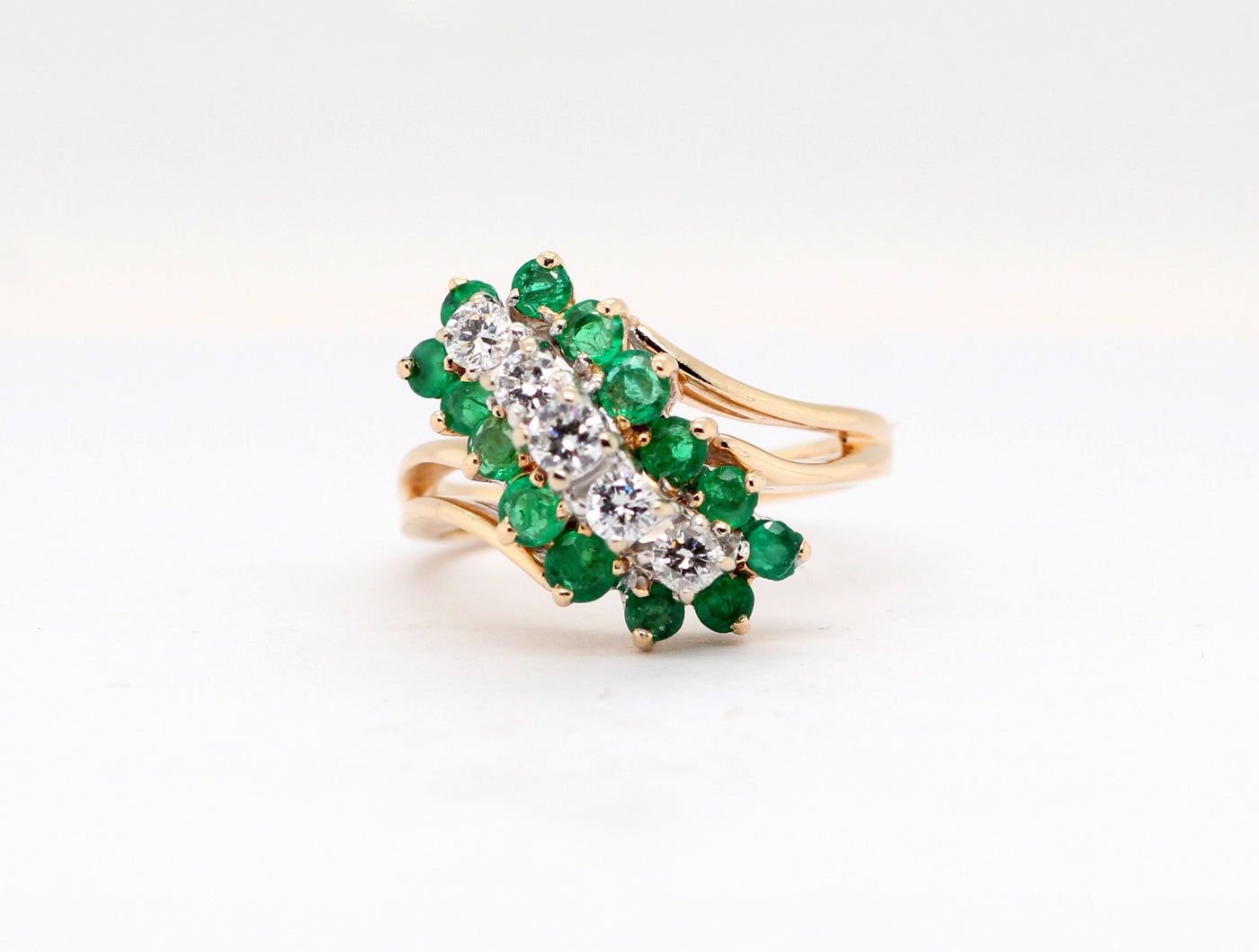 ESTATE 14KY .56 CTTW EMERALD AND DIAMOND RING, .35 CTTW, H-SI2