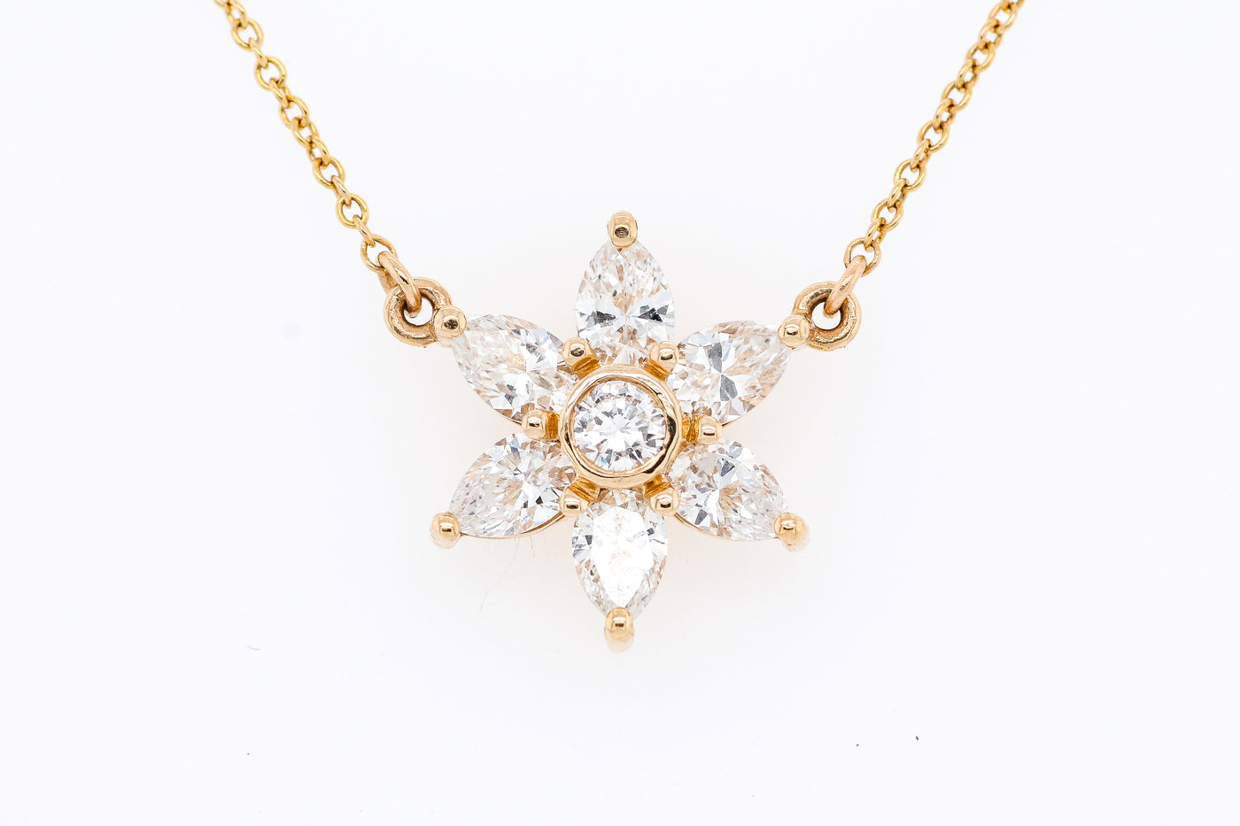 14KW 1.02 CTTW DIAMOND FLOWER PENDANT