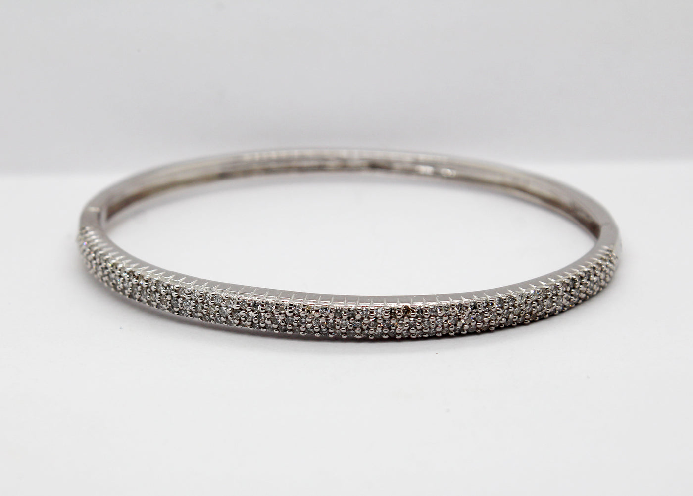 Estate 14KW 1.40 Cttw Diamond Bangle Bracelet
