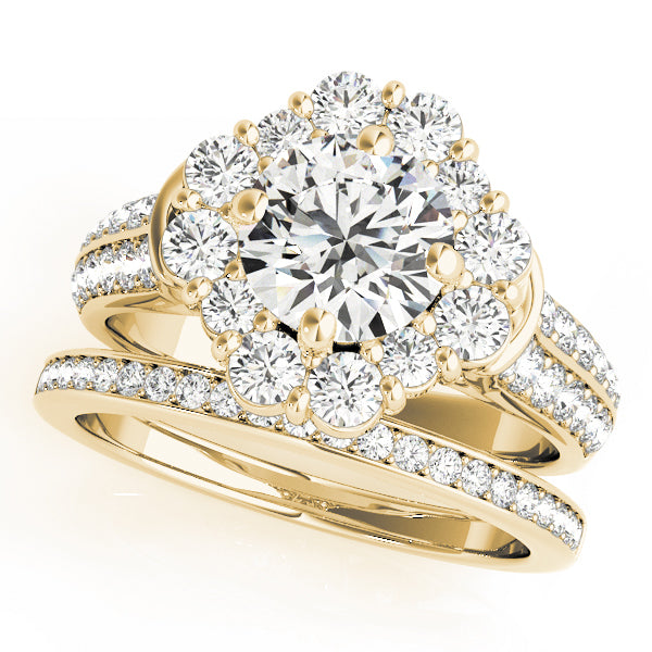 ENGAGEMENT RINGS HALO ROUND