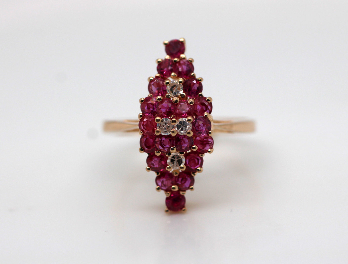 ESTATE 14KY 1.40 CTTW RUBY AND DIAMOND RING .16 CTTW I-I1