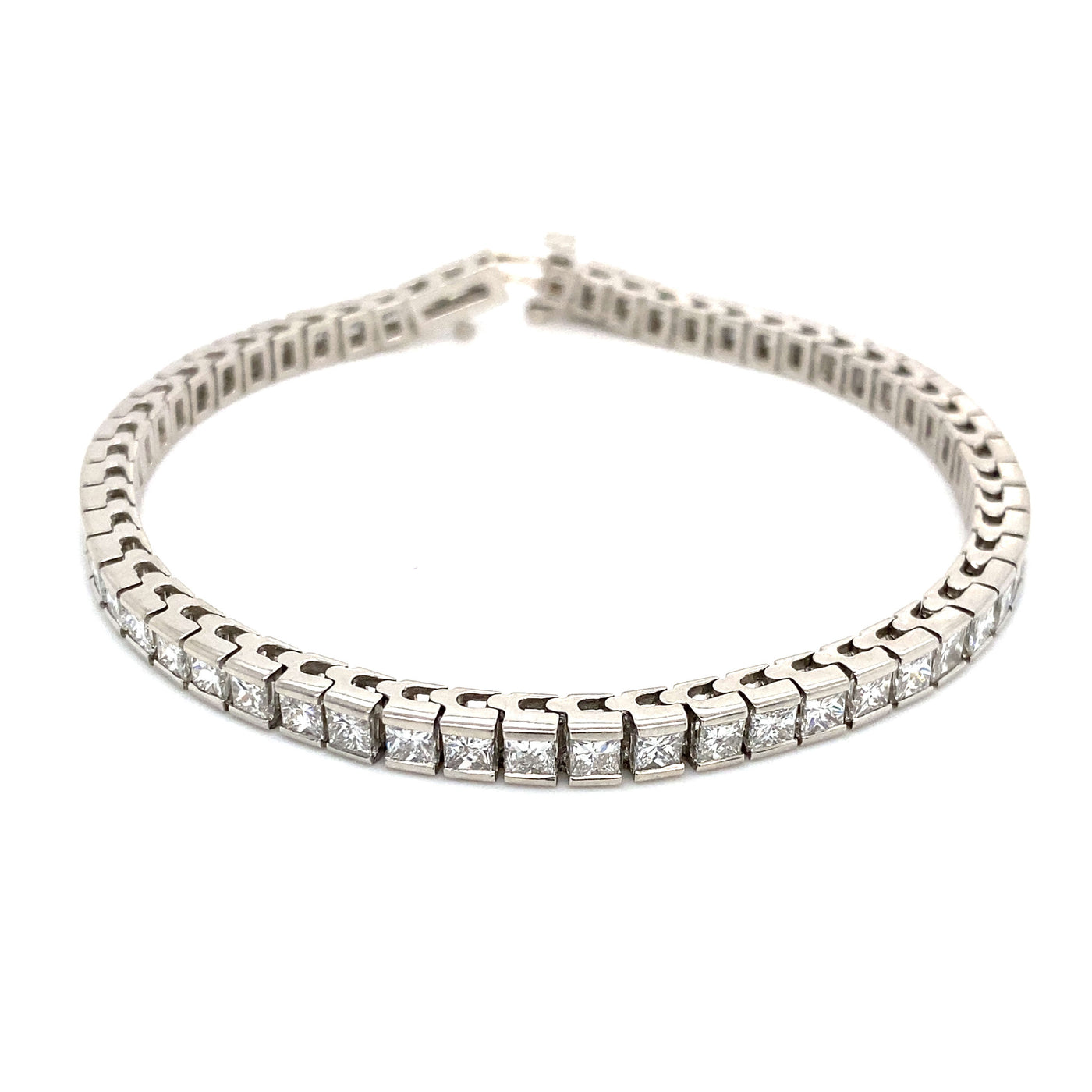 18KW 7.29 Cttw Diamond Bracelet