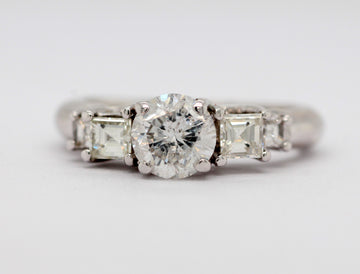 Estate 14KW 1.81 Cttw Diamond 5 Stone Ring