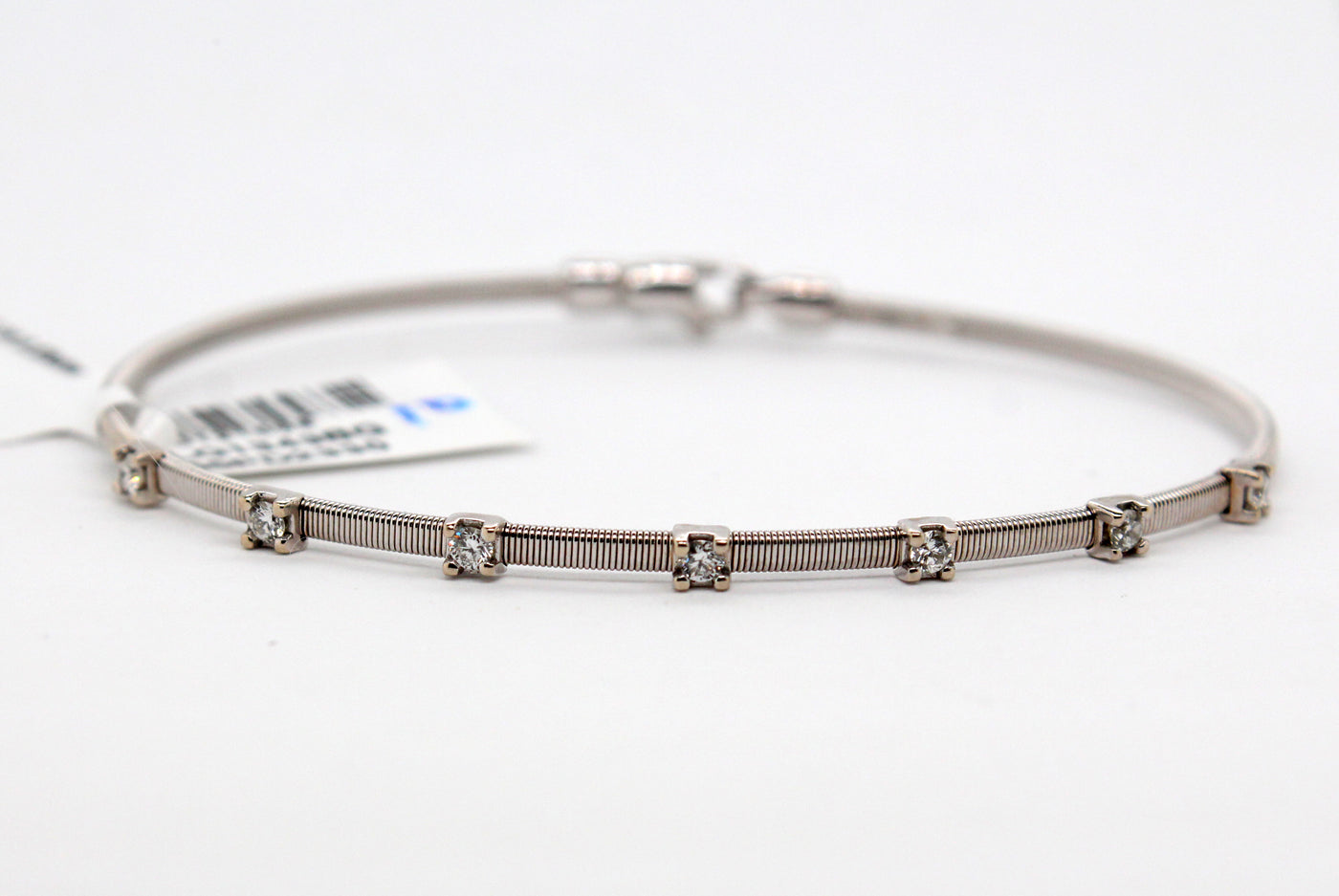 18KW .23 Cttw Diamond Bangle Bracelet