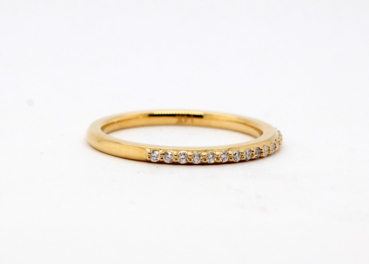 14KY .12 Cttw Diamond wedding Band, H-SI2