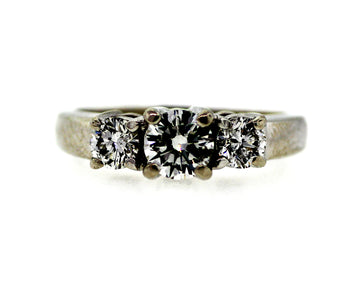 14KW 1 CTTW 3 STONE RING