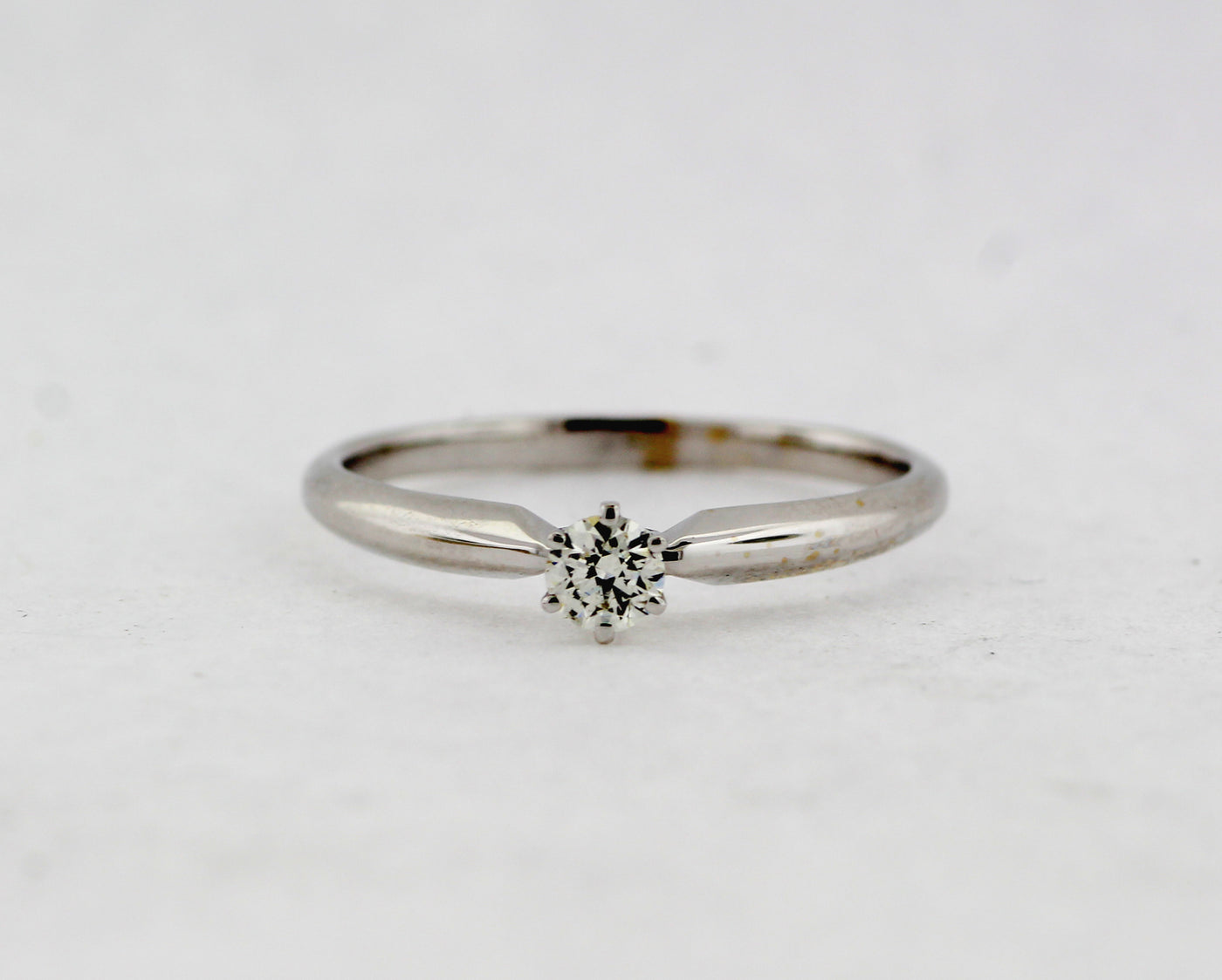 14KW .20 CT DIAMOND SOLITAIRE RING G-SI2