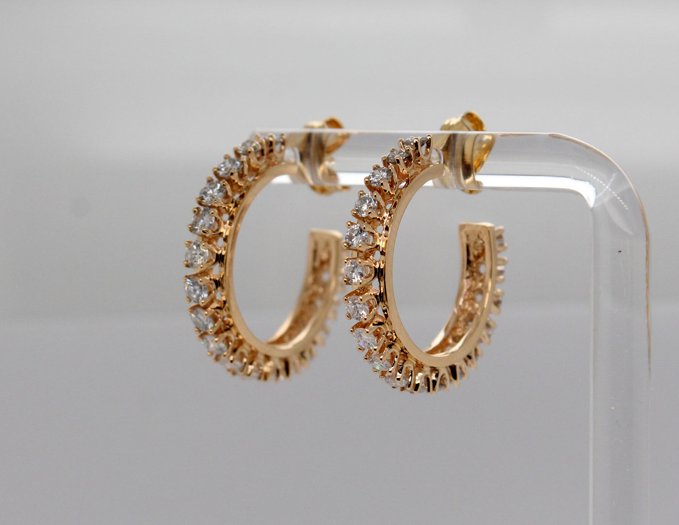 Estate 14KY 1.65 Cttw Diamond Hoop Earrings