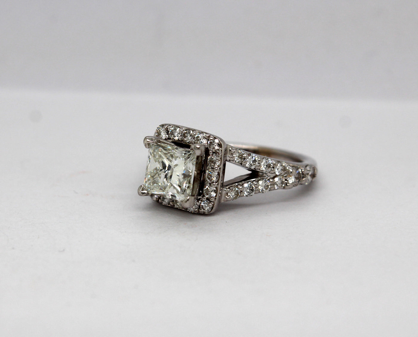 Estate 18KW Diamond Engagement Ring with 1.52 Ct Princess Cut Center H
