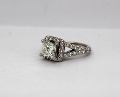 Estate 18KW Diamond Engagement Ring with 1.52 Ct Princess Cut Center H