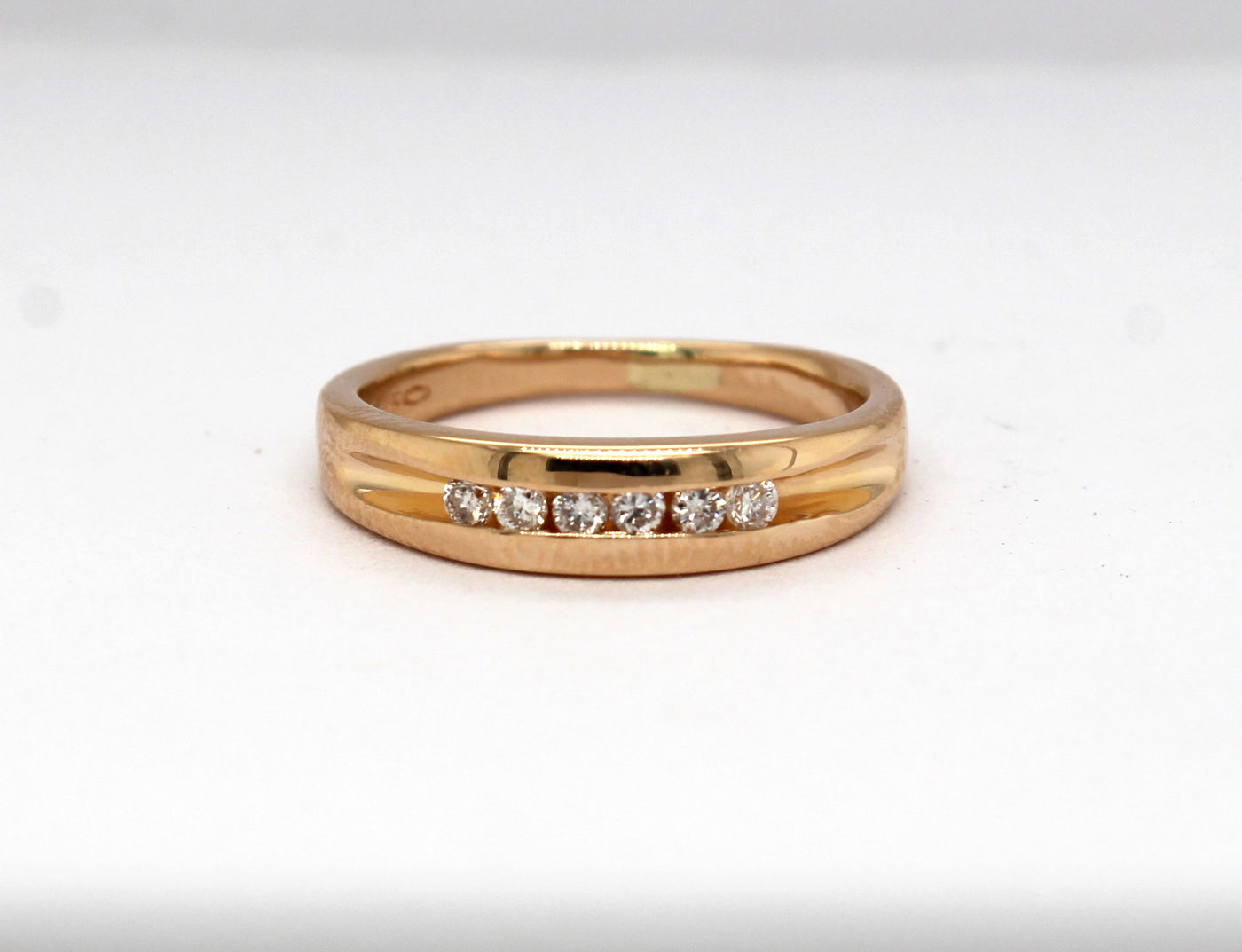 Estate 14KY .20 Cttw Diamond Ring I in color and SI2 in Clarity