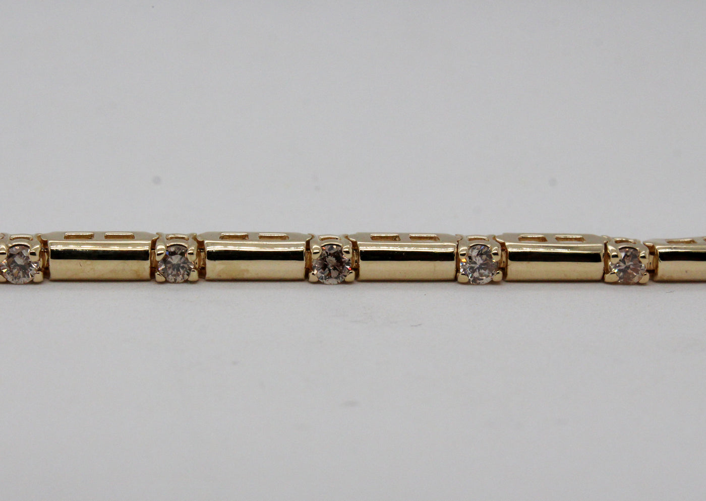 Estate 14KY 1.00 Cttw Diamond Bracelet