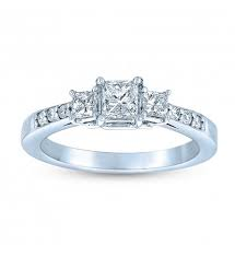 14KW 3/4CTTTW 3 STONE PRINCESS CUT DIAMOND RING
