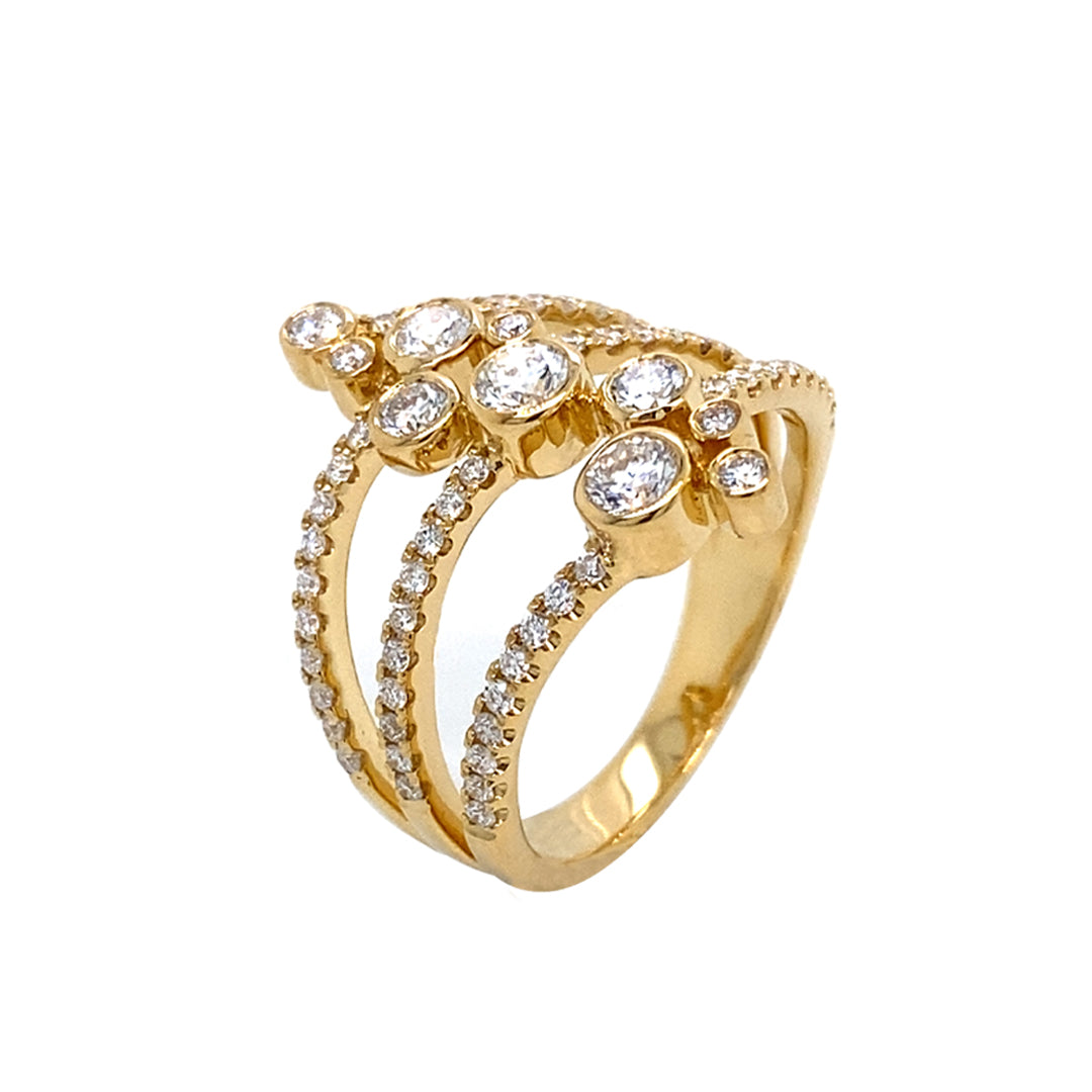 18KY .93 Cttw Diamond Ring