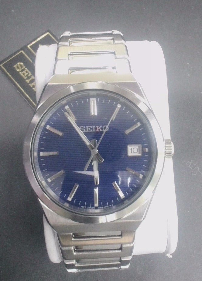 Gents Seiko Essentials SS Watch