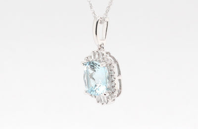 14KW 1.90 Ct Aquamarine and Diamond Pendant