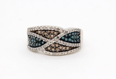 Estate 10KW .94 Cttw Multi Color Diamond Ring