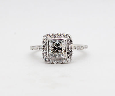 18KW 2.16 Cttw Diamond Halo Engagement Ring