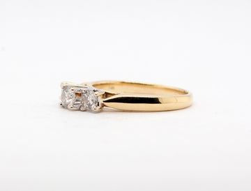 Estate 14KY .75 Cttw Diamond 3 Stone Ring