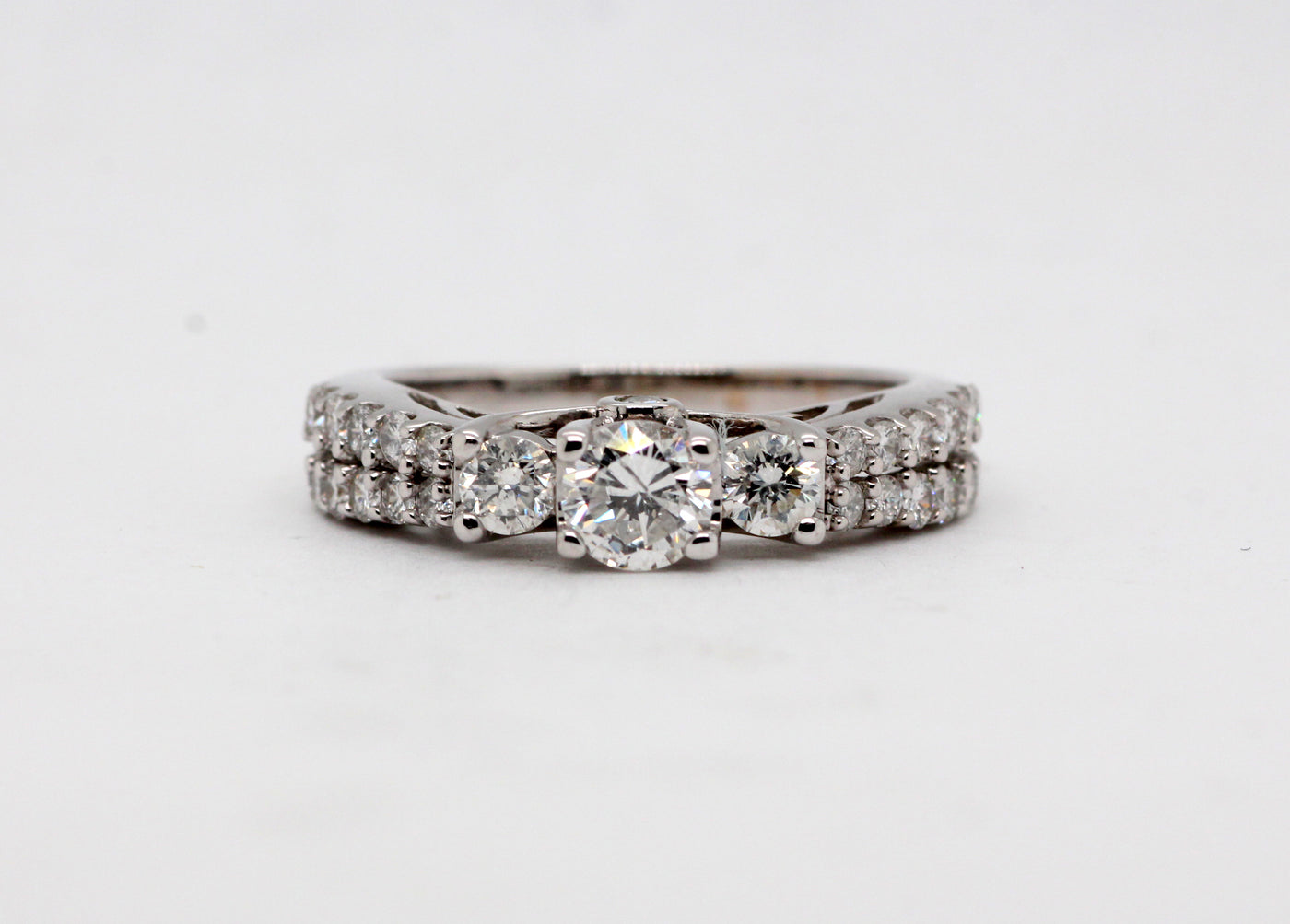 Estate 14KW 1.09 Cttw Diamond 3 Stone Engagement Ring