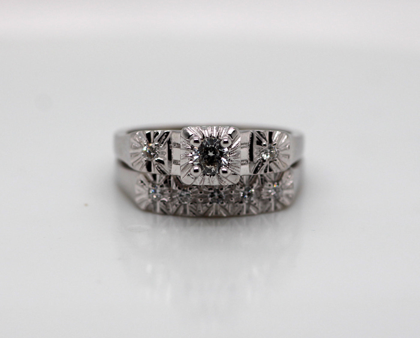 14KW .32 Cttw Diamond Wedding Set image