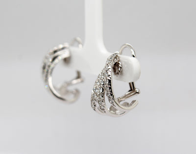 18KW 1.50 Cttw Diamond Earrings F in Color and VS2 in Clarity