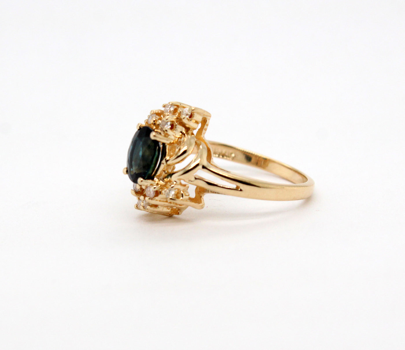 Estate 14KY 1.02 Ct Sapphire and .10 Cttw Diamond Ring