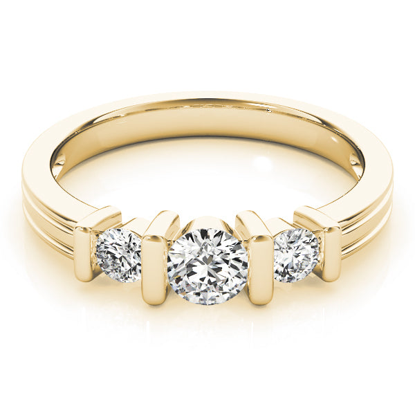 ENGAGEMENT RINGS 3 STONE ROUND