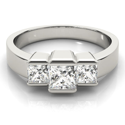 ENGAGEMENT RINGS 3 STONE PRINCESS