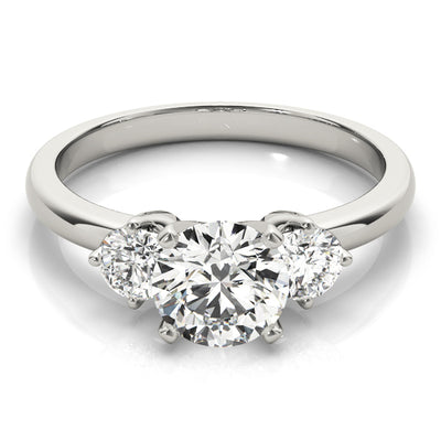 ENGAGEMENT RINGS 3 STONE ROUND