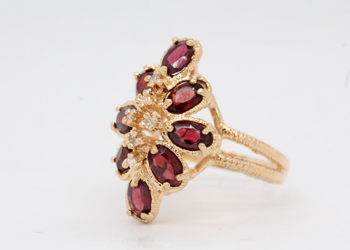 Estate 14KY 3.10 Cttw Garnet and Diamond Ring