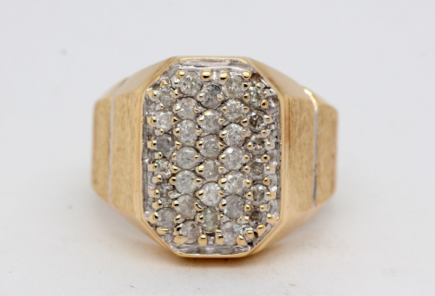 Estate 10KY Gents 1.00 Cttw Diamond Cluster Ring