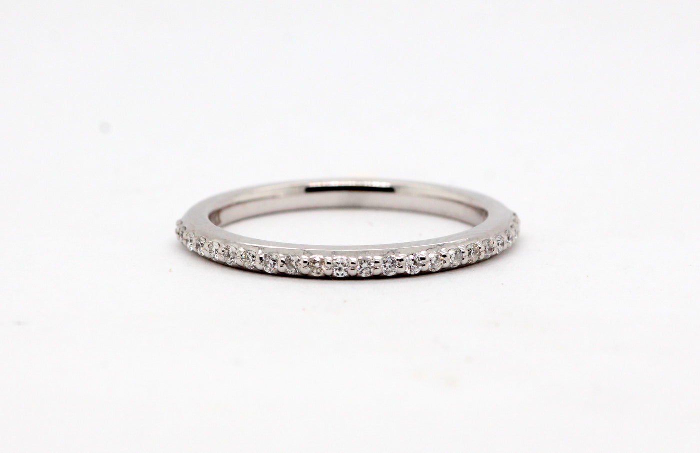 14KW .14 Cttw Diamond wedding Band, H-SI2