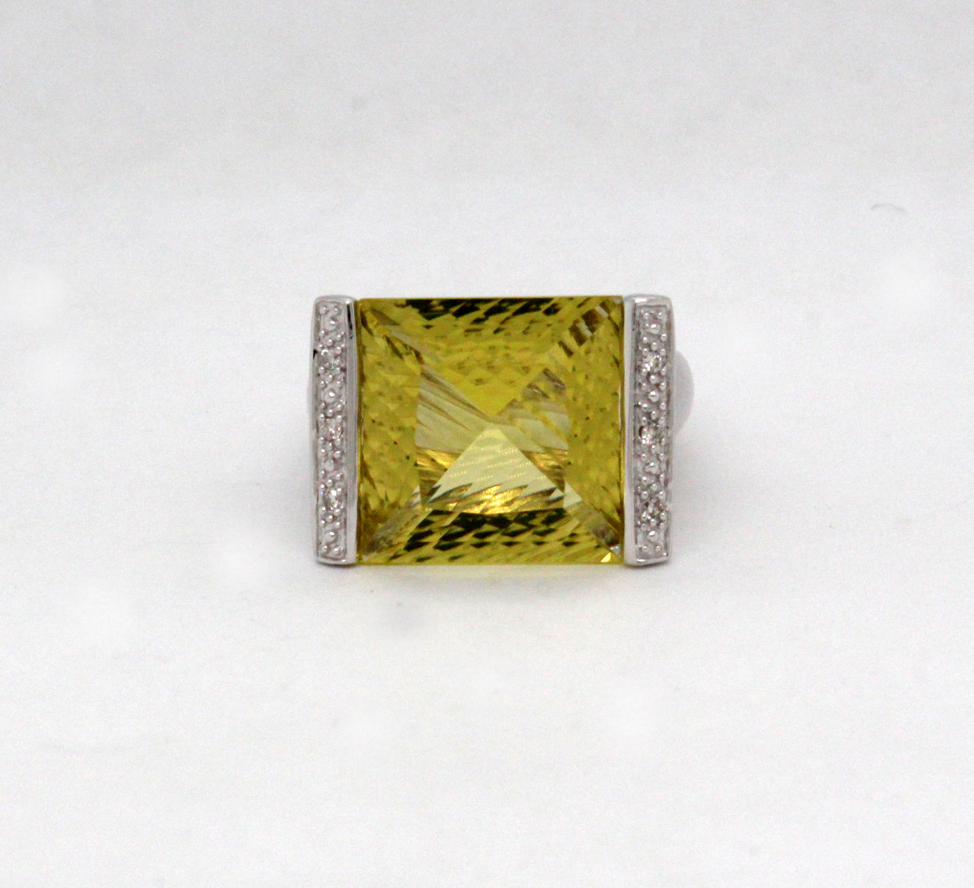 Estate 14KW 6.85 Ct Greenish Yellow Citrine and .06 Cttw Diamond Ring