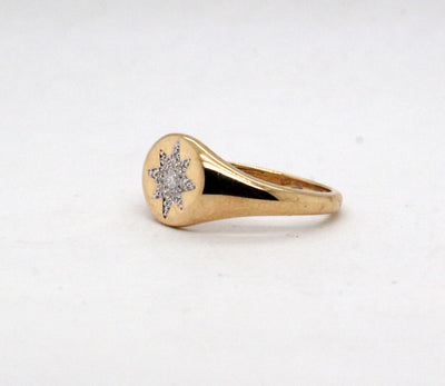 14KY .10 Cttw Diamond Star Ring