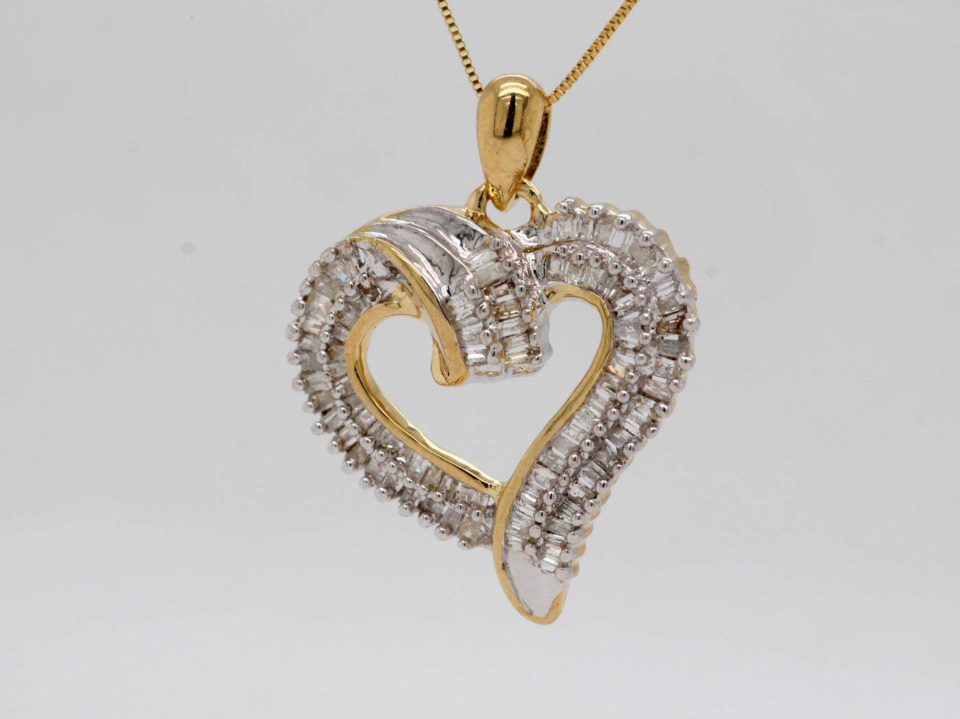 Estate 14KY .75 Cttw Diamond Heart Pendant