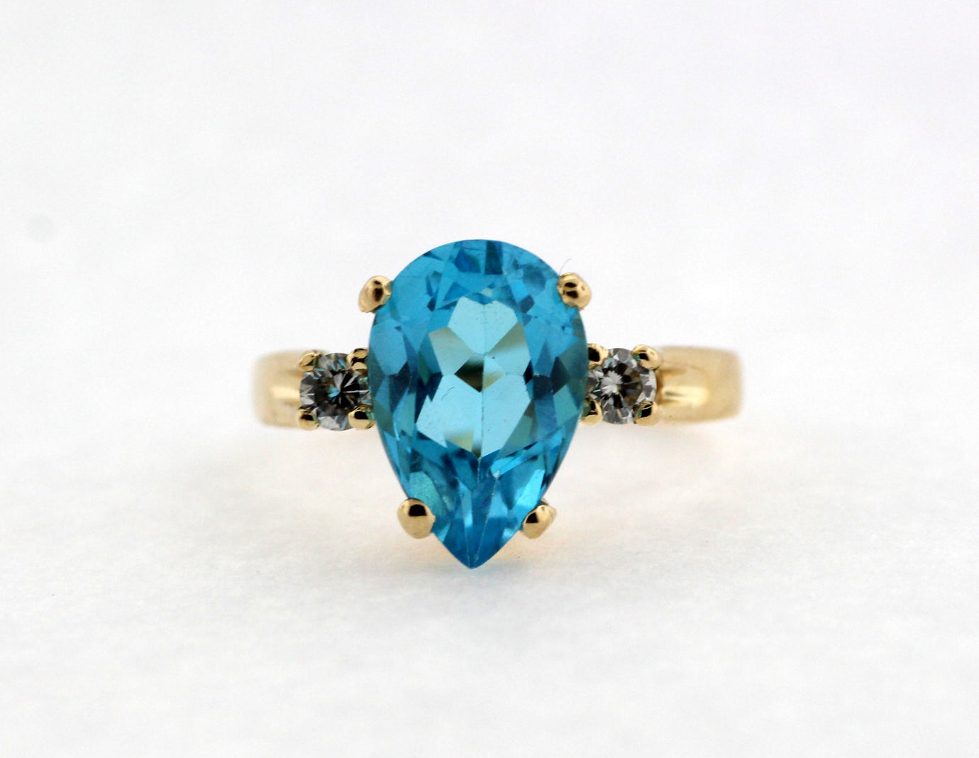 Estate 14KY 3.50 Ct Blue Topaz And .17 Cttw Diamond Ring