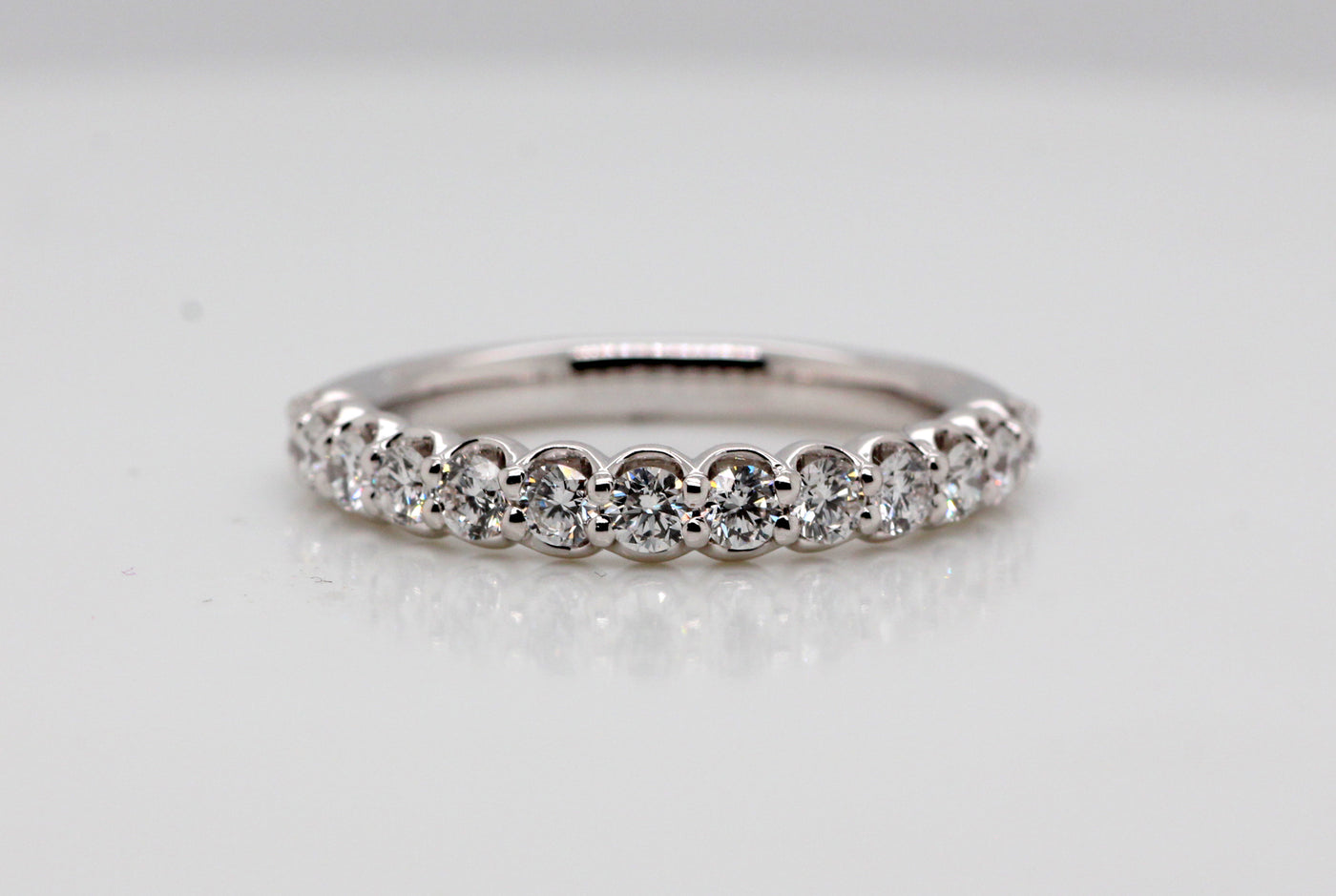 14KW .75 Cttw Diamond wedding band G-SI2