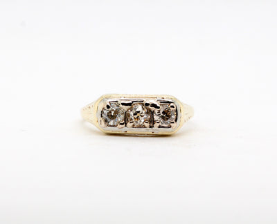 Estate 14KY .45 Cttw Old Euro Diamond vintage ring, IJ-SI2