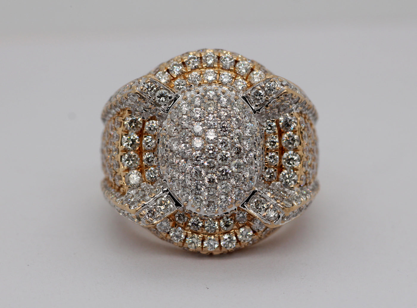 ESTATE 10KTT 2.50 CTTW DIAMOND RING