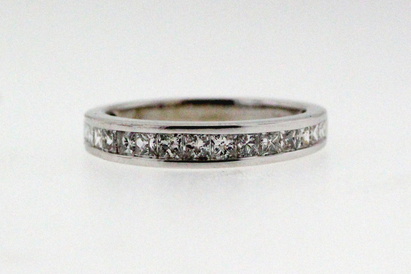 14KW 1.00 CTTW DIAMOND PRINCESS CUT BAND G-SI2