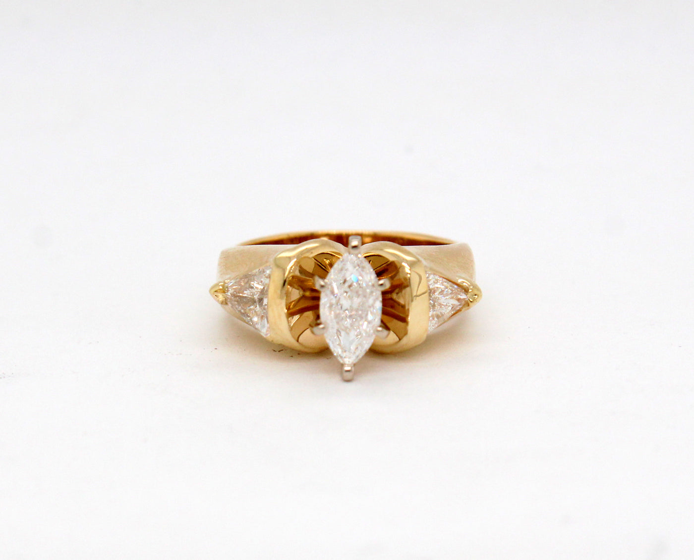 Estate 14KY 1.15 Cttw Diamond 3 Stone Ring