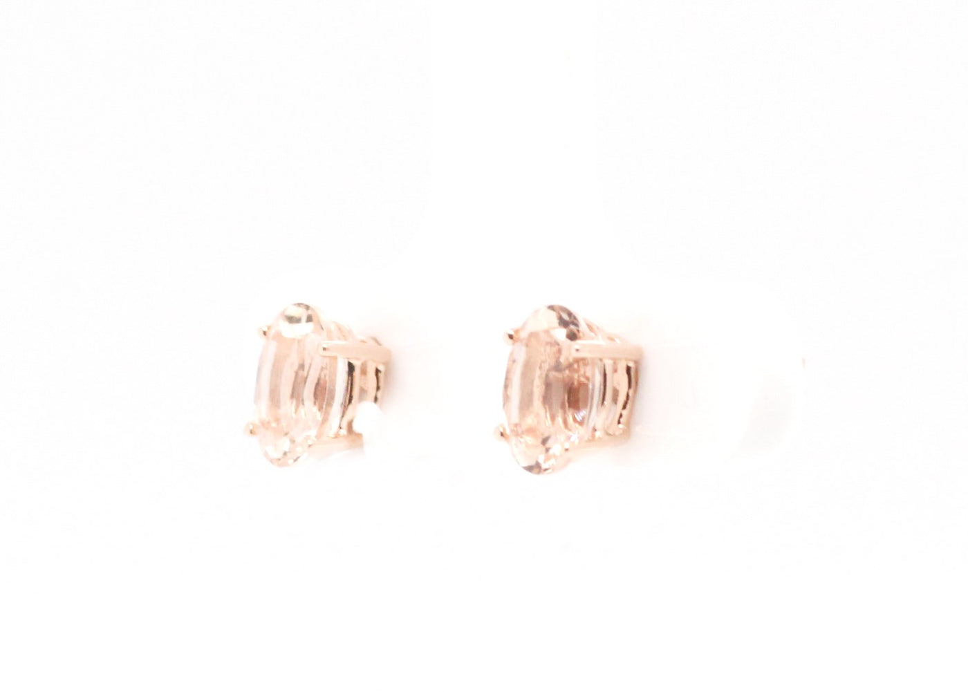 14KR 1.32 Cttw Morganite Stud Earrings