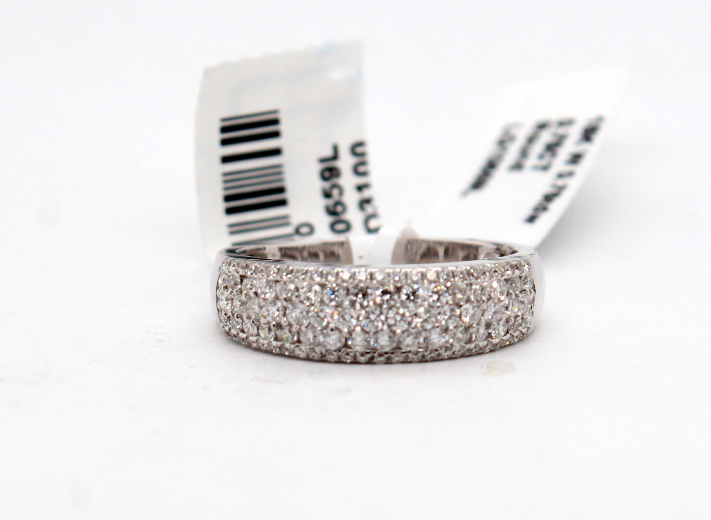 18KW .76 Cttw Diamond Ring