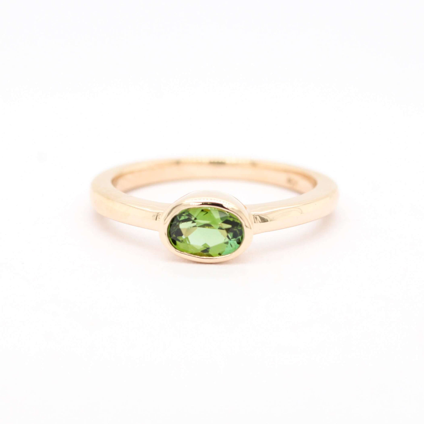 14KY .61 CT OVAL GREEN TOURMALINE RING