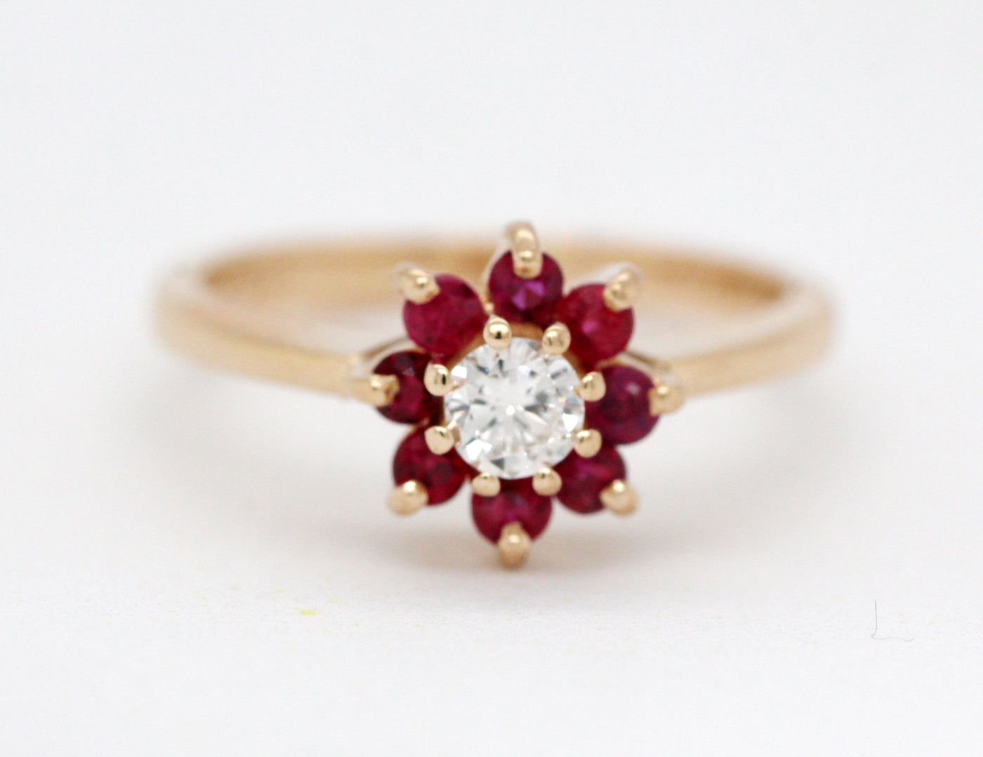 Estate 14KY .16 Cttw Ruby and .18 Ct Diamond Ring