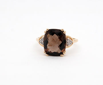 Estate 10KY 4.50 Ct Smoky Quarts and .05 Cttw Diamond Ring
