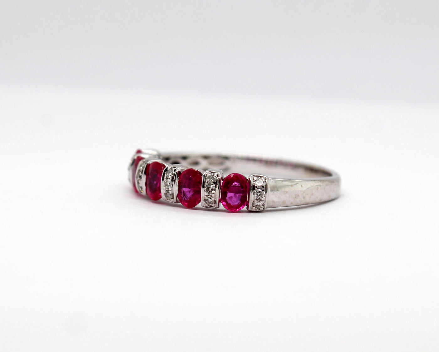 Estate 14KW .60 Cttw Ruby and .05 Cttw Diamond Ring