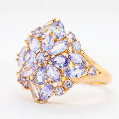 10KY 1.50 CTTW Iolite Ring