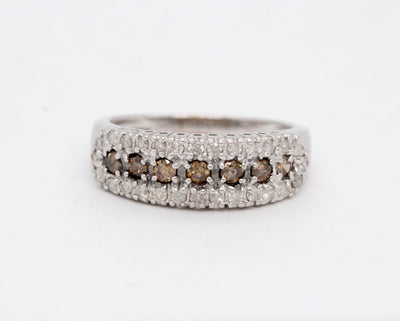 Estate 14KW .63 Cttw Chocolate and White Diamond Ring